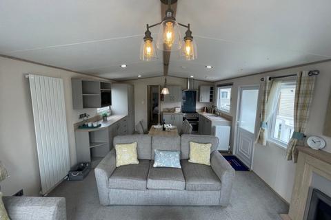 2 bedroom park home for sale, Par Sands Coastal Holiday Park