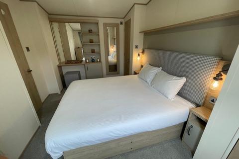 2 bedroom park home for sale, Par Sands Coastal Holiday Park