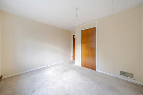 undefined, Juniper Square, Hampshire PO9