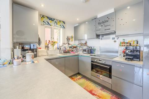 2 bedroom apartment for sale, Ainger Close, Aylesbury