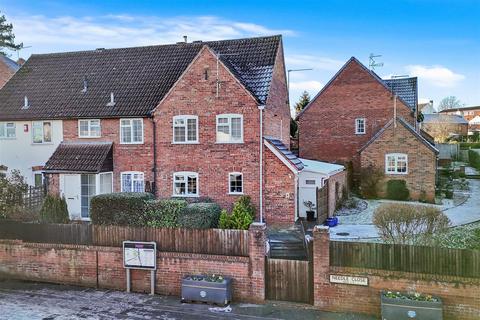 undefined, Needle Close, Studley