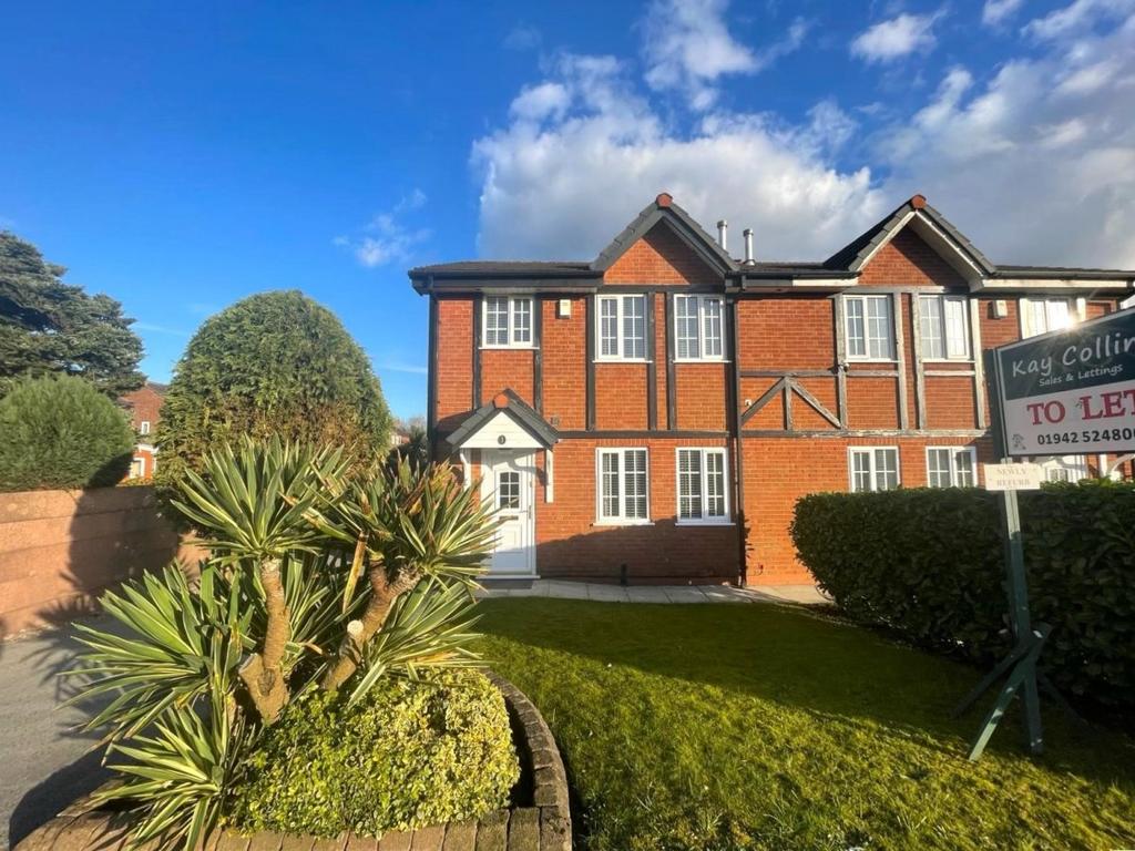 Sandringham Road