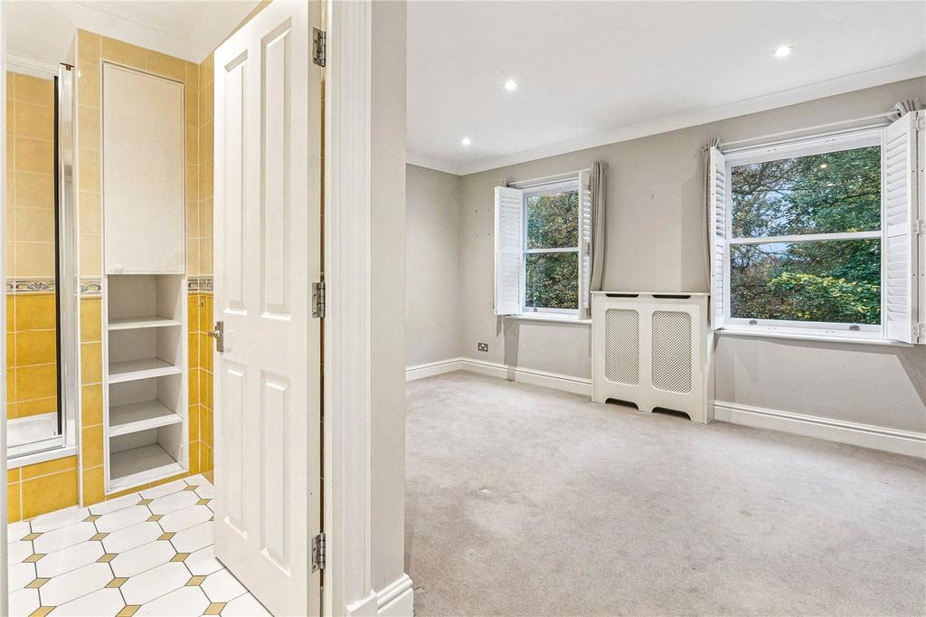 Bedroom/En Suite