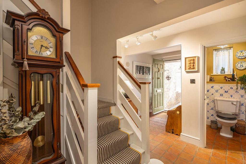 Hallway.JPG
