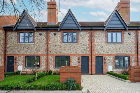undefined, Chapel Croft, Kings Langley WD4