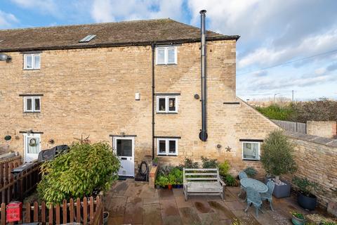 3 bedroom end of terrace house for sale, Fotheringhay Mews, Oundle, Northamptonshire, PE8