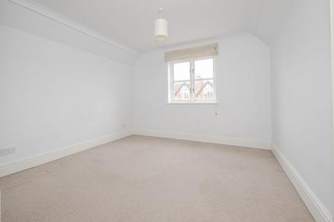 2 bedroom apartment for sale, Hampton Road, Twickenham Green