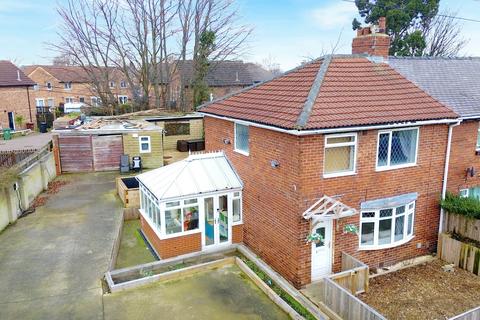 3 bedroom end of terrace house for sale, Leeds LS10