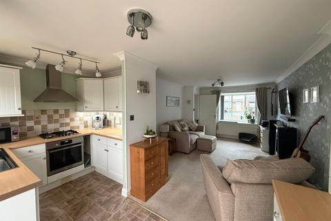 2 bedroom semi-detached house for sale, Shellthorn Grove, Bridgwater, Somerset, TA6