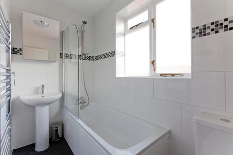 1 bedroom flat to rent, Percy Road, Shepherd's Bush, London, W12