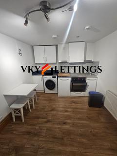 1 bedroom flat to rent, Leckwith Road, Cardiff CF11