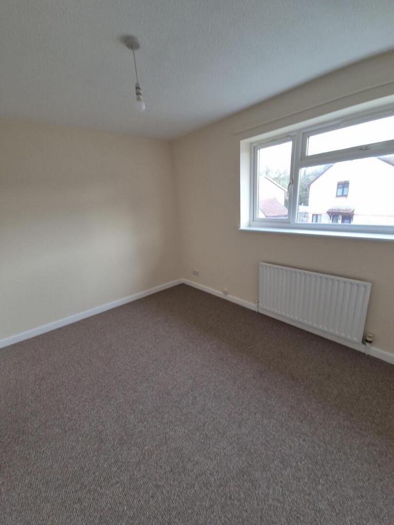 Bedroom 1...jpg