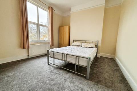 undefined, Ravensbourne Road, London SE6