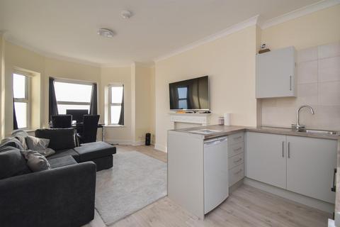 2 bedroom flat to rent, Marina, St. Leonards-On-Sea TN38