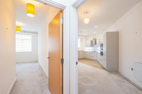 2 bedroom apartment for sale, Station Way, Sutton SM3