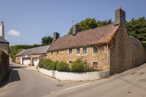 4 bedroom semi-detached house for sale, Le Mont du Coin, St. Brelade, Jersey