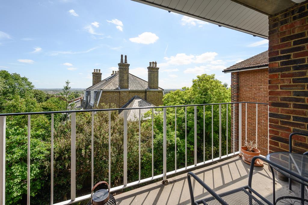 8 Vincent Court-13.j