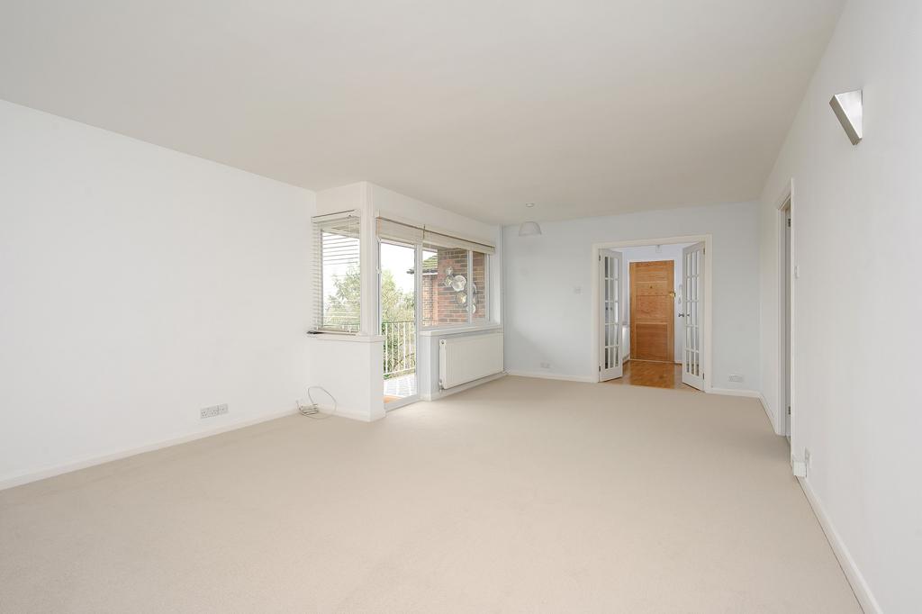 8 Vincent Court-4.jpg