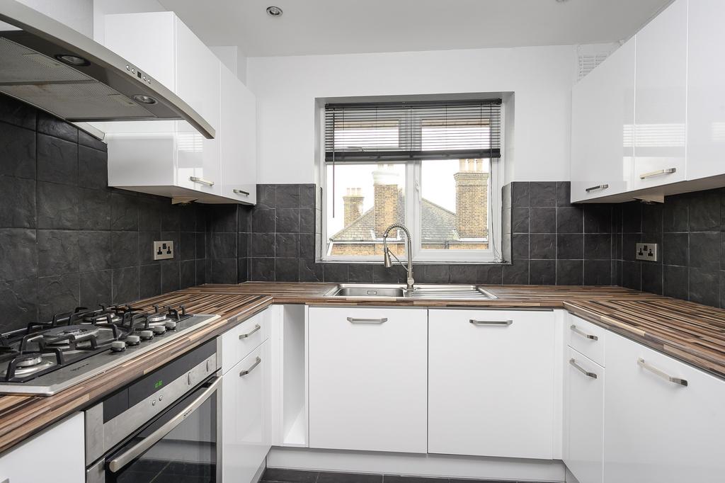 8 Vincent Court-6.jpg
