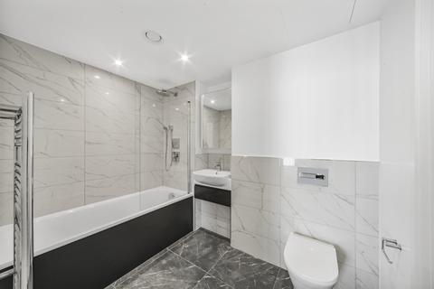 1 bedroom apartment to rent, One Thames Quay, Marsh Wall E14