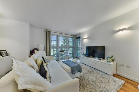 1 bedroom flat to rent, New Providence Wharf, Fairmont Avenue, London, E14