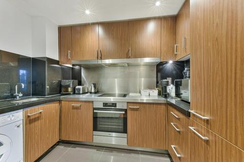 1 bedroom flat to rent, New Providence Wharf, Fairmont Avenue, London, E14