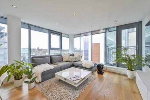 2 bedroom flat to rent, Hardwicks Square, Wandsworth, London, SW18