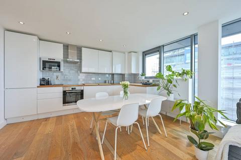 2 bedroom flat to rent, Hardwicks Square, Wandsworth, London, SW18