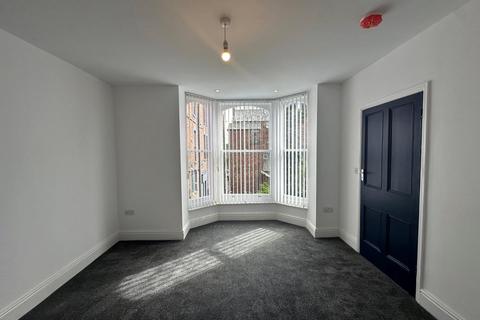 2 bedroom property to rent, 477 Lord Street, Southport, PR9