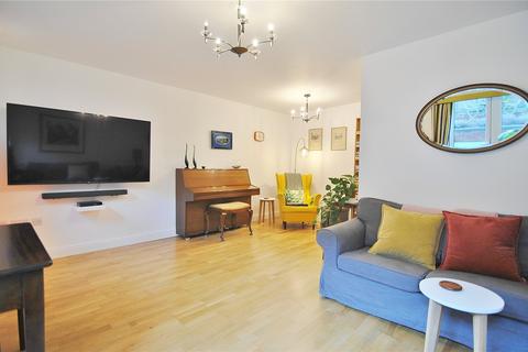 undefined, Ben Grazebrooks Well, Stroud, Gloucestershire, GL5