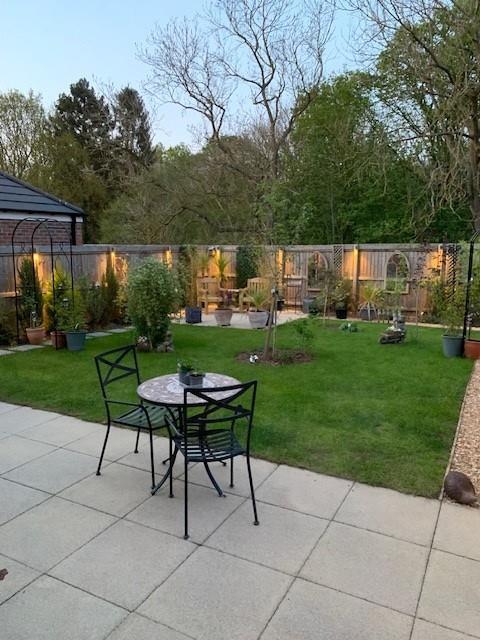 Garden.jpg 19