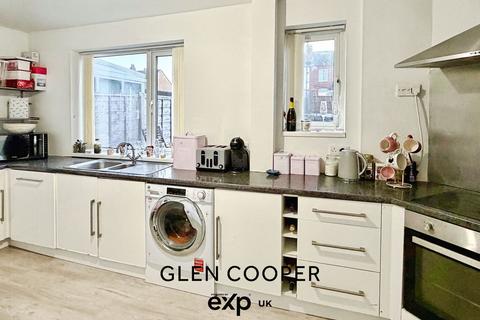 2 bedroom semi-detached house for sale, Bevin Crescent, Wakefield WF1
