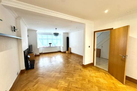 4 bedroom house to rent, Sydney Grove, Hendon