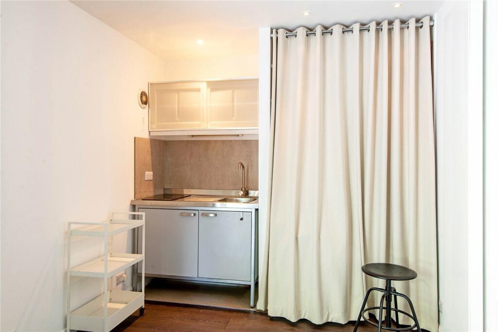 Kitchenette.jpeg