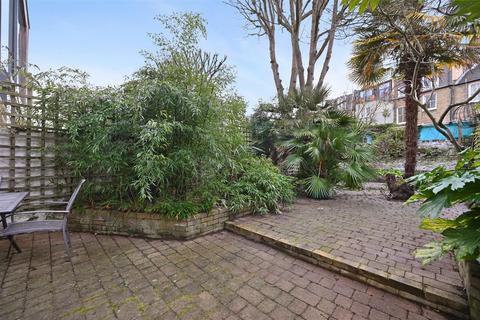 Hammersmith Grove, London W6