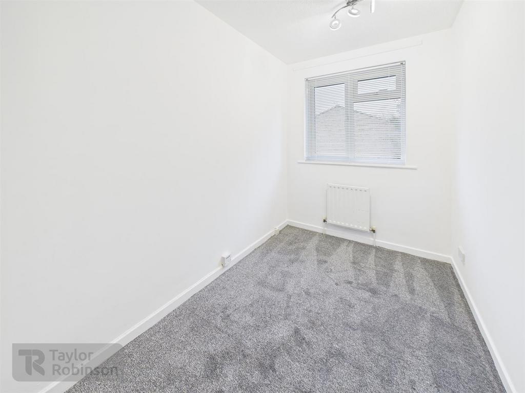 CAM02600 G0-PR0617-STILL010.jpg