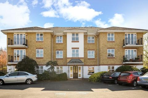 2 bedroom flat for sale, Biggin Hill Close, Kingston Upon Thames, KT2