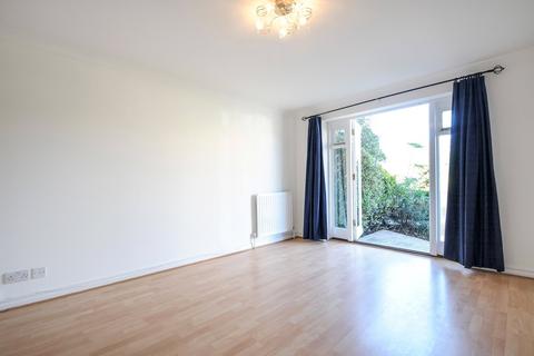 2 bedroom flat for sale, Biggin Hill Close, Kingston Upon Thames, KT2