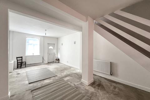 2 bedroom end of terrace house for sale, Gratrix Street, Gorton