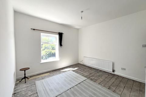 2 bedroom end of terrace house for sale, Gratrix Street, Gorton