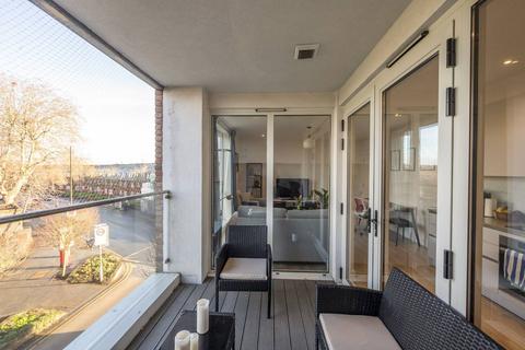2 bedroom flat for sale, Quicks Road, Wimbledon, London, SW19