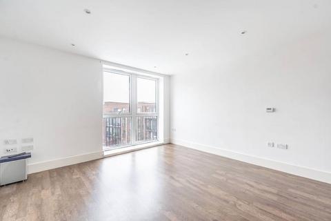 1 bedroom flat to rent, Letchworth Road, Stanmore, HA7