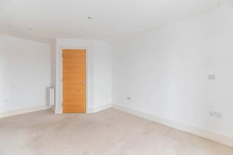 1 bedroom flat to rent, Letchworth Road, Stanmore, HA7