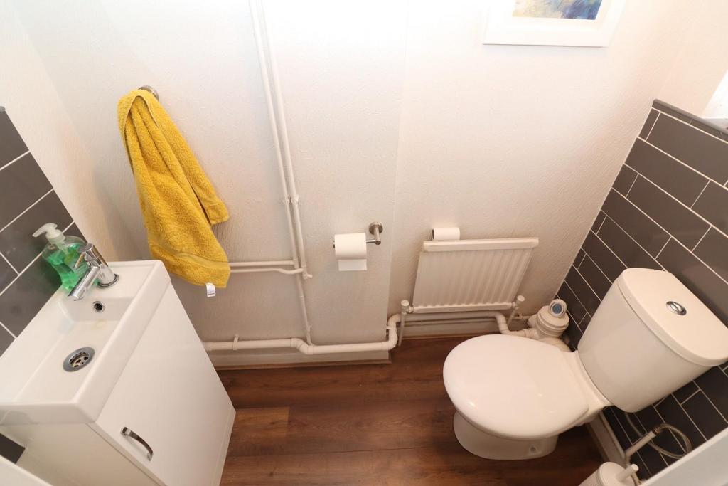 Ground Floor Cloakroom / WC