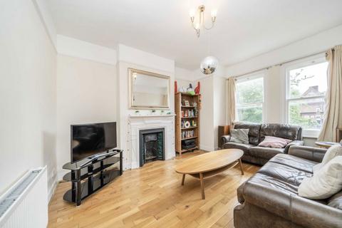 4 bedroom flat to rent, Ravenstone Street, London SW12