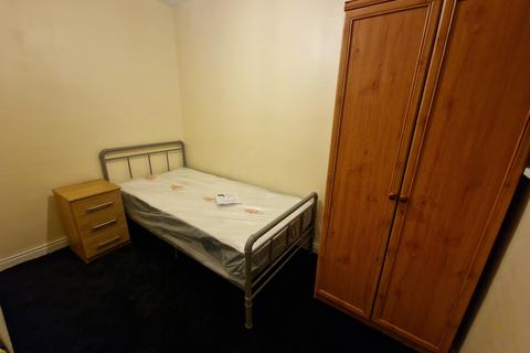 undefined, Tay Grove, Birmingham B38