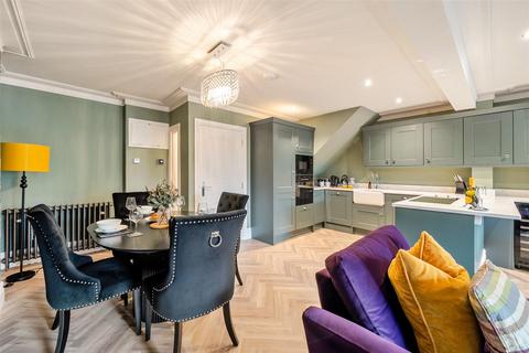 2 bedroom apartment to rent, Carpenters Building, Cirencester GL7