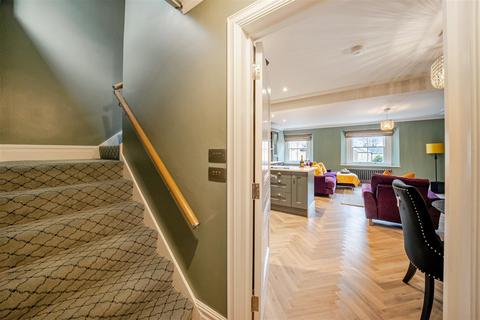 2 bedroom apartment to rent, Carpenters Building, Cirencester GL7
