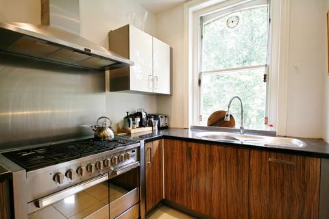 4 bedroom flat to rent, East Dulwich Road,  East Dulwich, SE22