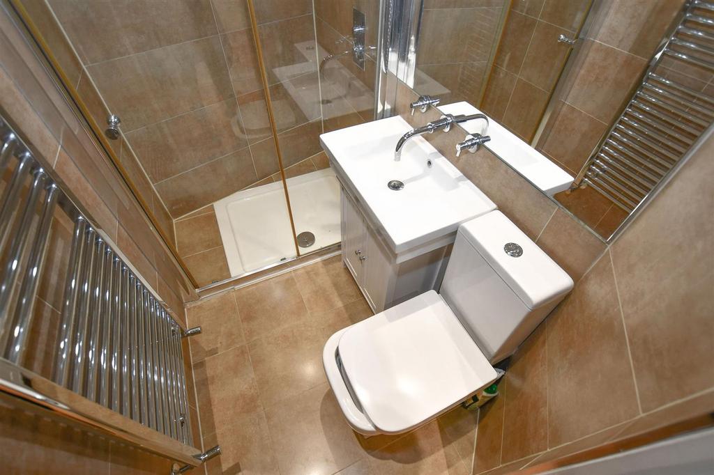 Shower room &amp; WC.jpg